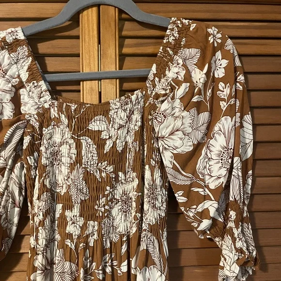 Petal and Pup Smocked Puff Sleeve brown and White Fall Color Midi Dress Size XS - Picture 4 of 8